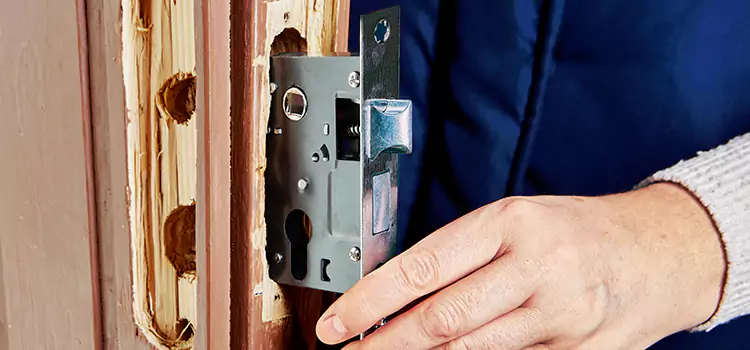 Garage Door Lock Replacement Stouffville